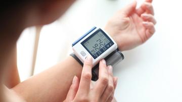 a magas vérnyomás mint az alapbetegség szövődménye magas vérnyomás népi gyógymódok megelőzése és kezelése